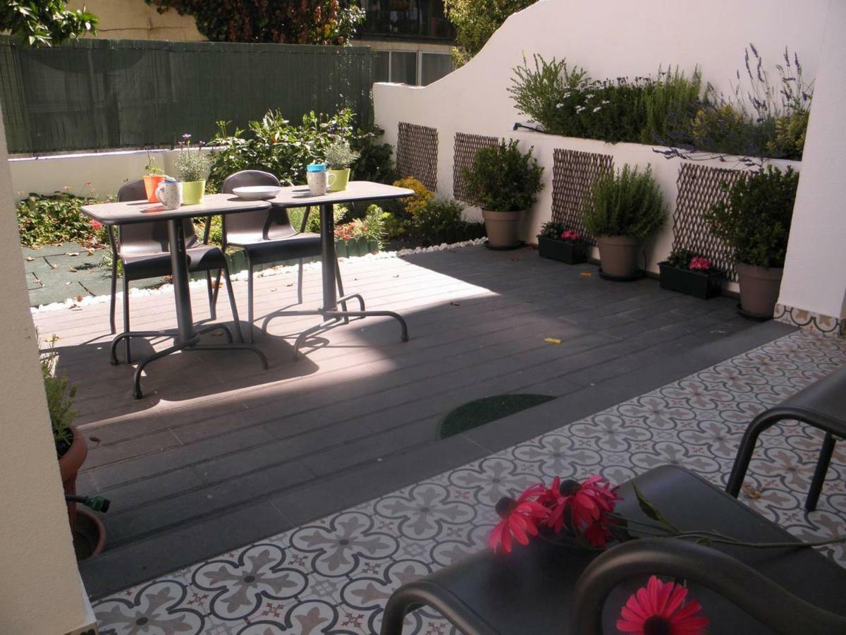 Apartment Sunny Orange Garden In